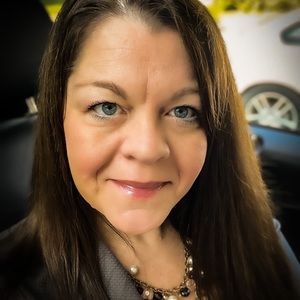 Meet your Posher, Kerri